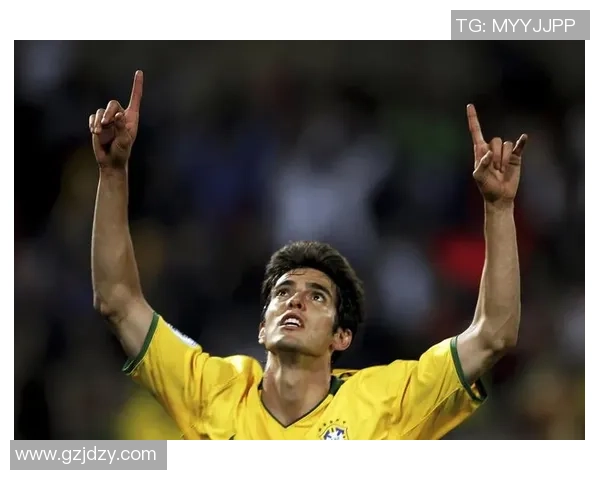 全球历史老牌球星足球排名分析 揭秘足坛传奇人物的巅峰时刻