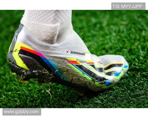 足球鞋背后的传奇故事解析各大球星与专属球鞋的深度关联